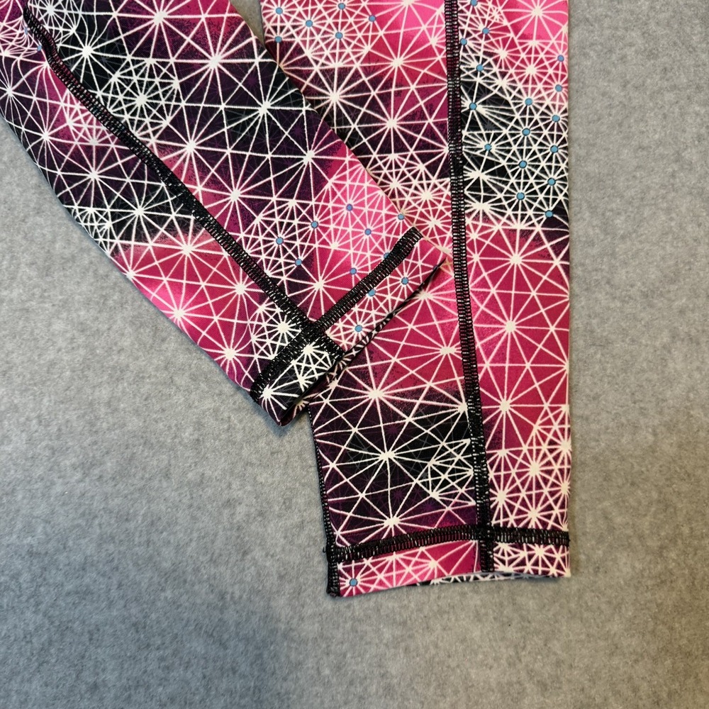 Victorias Secret Sport Knockout Leggings SIZE S Pink Black Sacred Geo Star Print - Picture 4 of 9